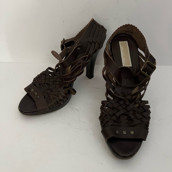 Michael Kors Brown Woven Learning Sandal - Picture 3 of 9
